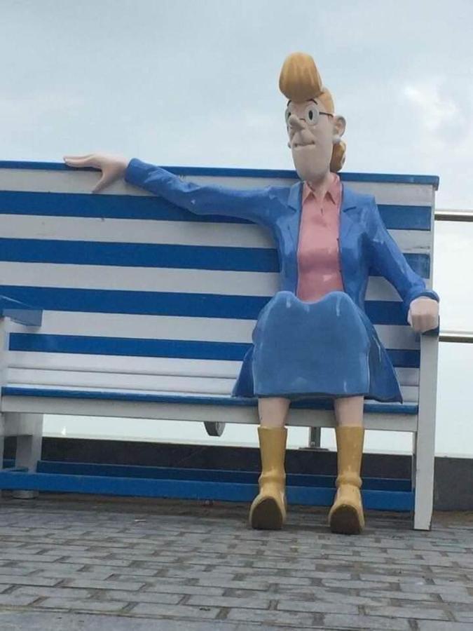 Studio De Strandloper Met 1 Zetelbed En 1 Bedkast Leilighet Middelkerke Eksteriør bilde